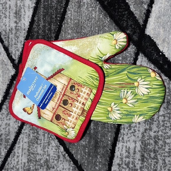 WOMEN OWNED & MAINSTAYS OVEN MITT & POTHOLDER BUNDLE - Picture 2 of 12